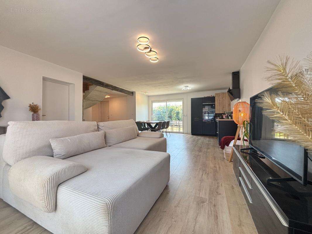 Maison T4 de 98 m² sur 251 m² de terrain - SOUS OFFRE - PLUS DISPONIBLE - photo 3