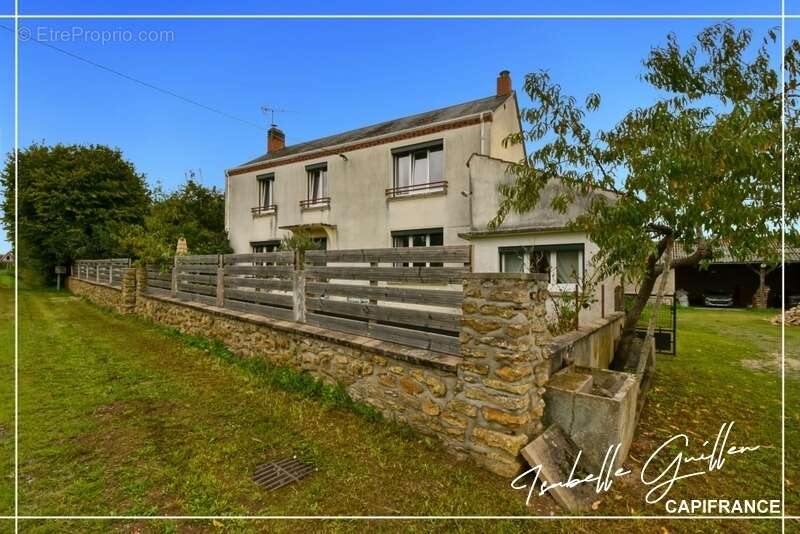 Maison à SAINT-SATURNIN