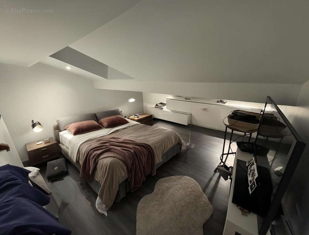 Appartement à CHATEAUNEUF-LES-MARTIGUES