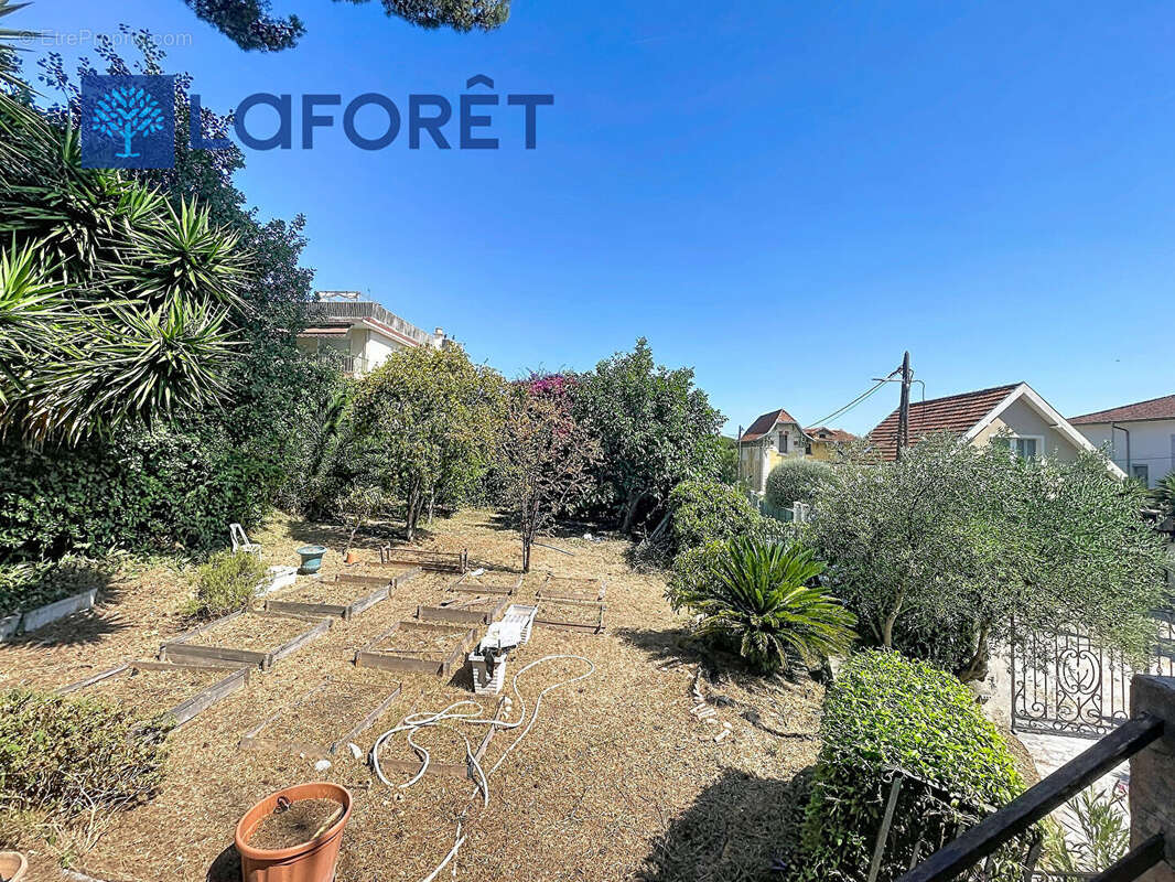 Maison Cagnes Sur Mer 9 pièce(s) 200 m2 - photo 14