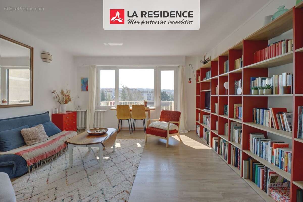 Appartement 62 m² à Clamart  - photo 2