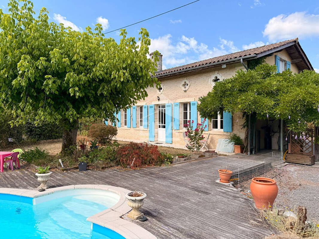 Maison à LE BARP