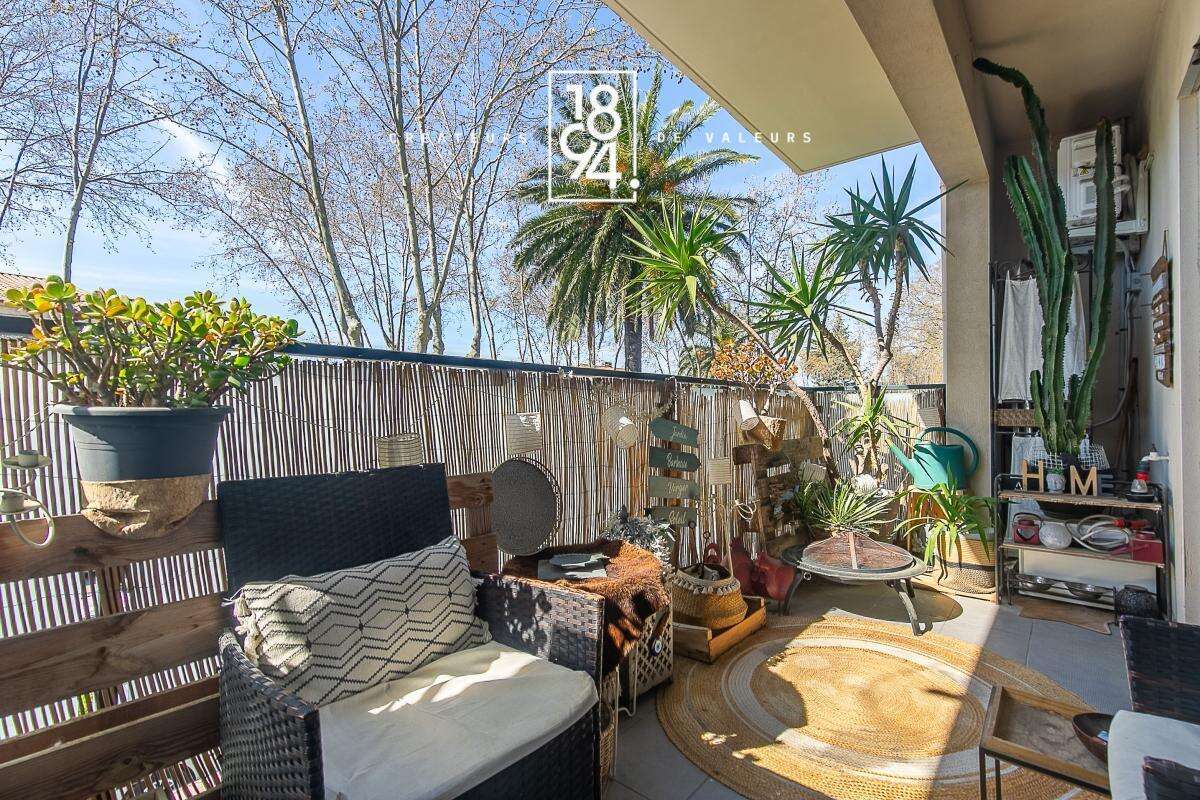 Appartement à SAINT-CYR-SUR-MER