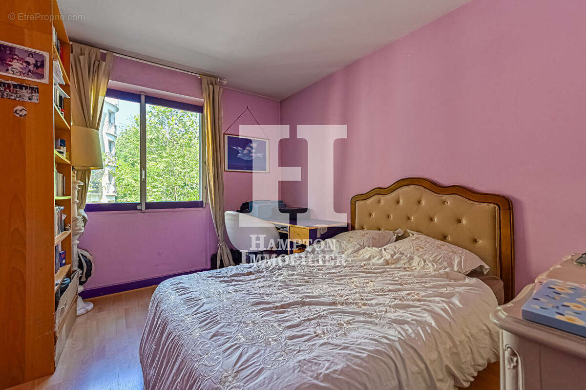 Appartement à PARIS-19E