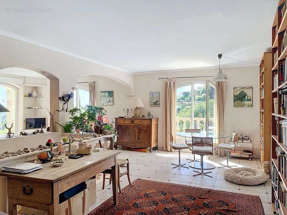 Maison à LE ROURET