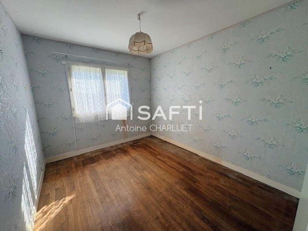 Maison 66 m² à Mezieres-En-Brenne  - photo 4