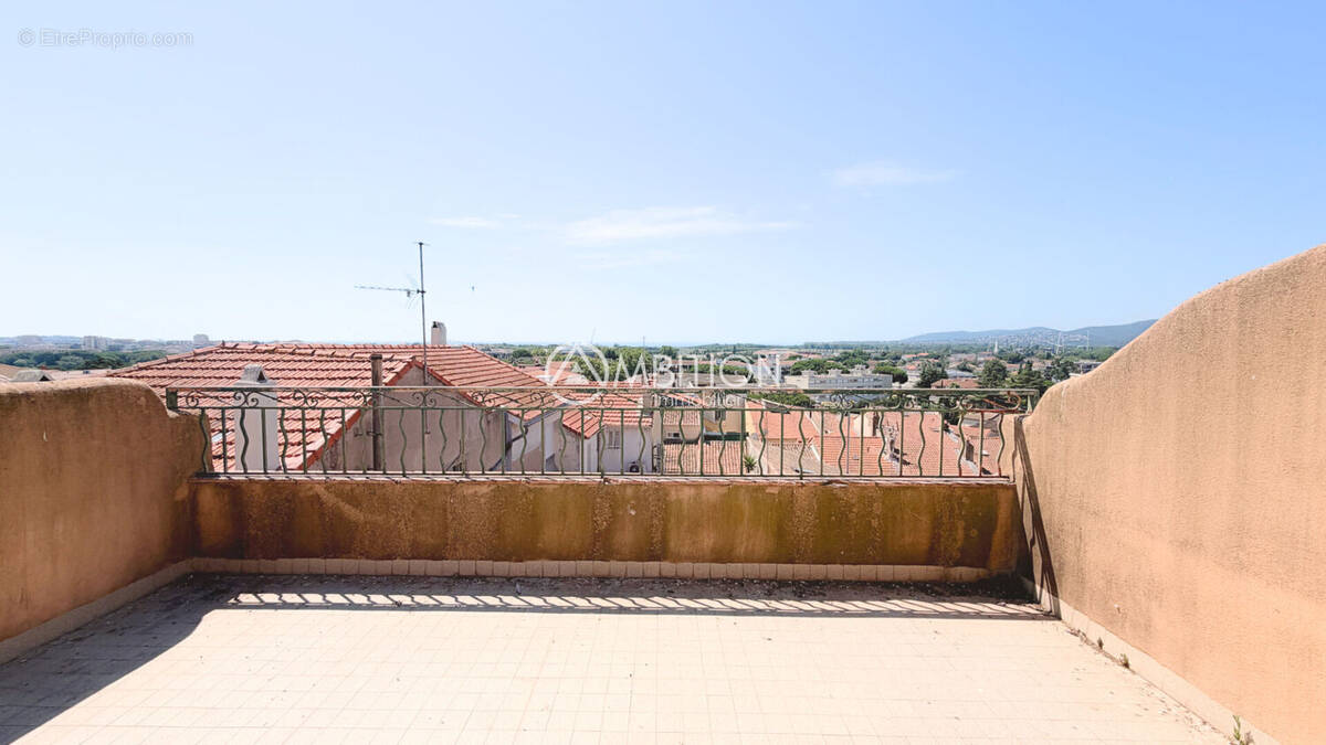 Appartement à FREJUS