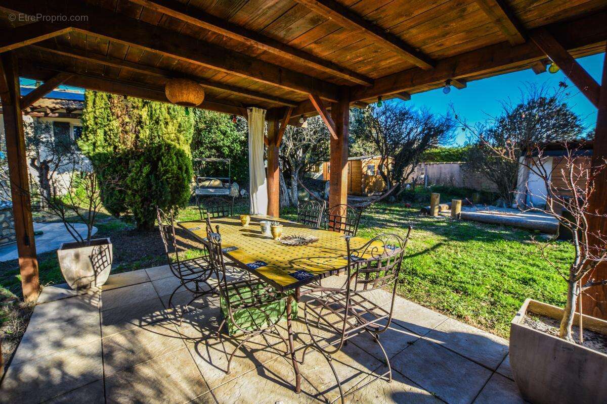 Maison à ROCHEFORT-DU-GARD