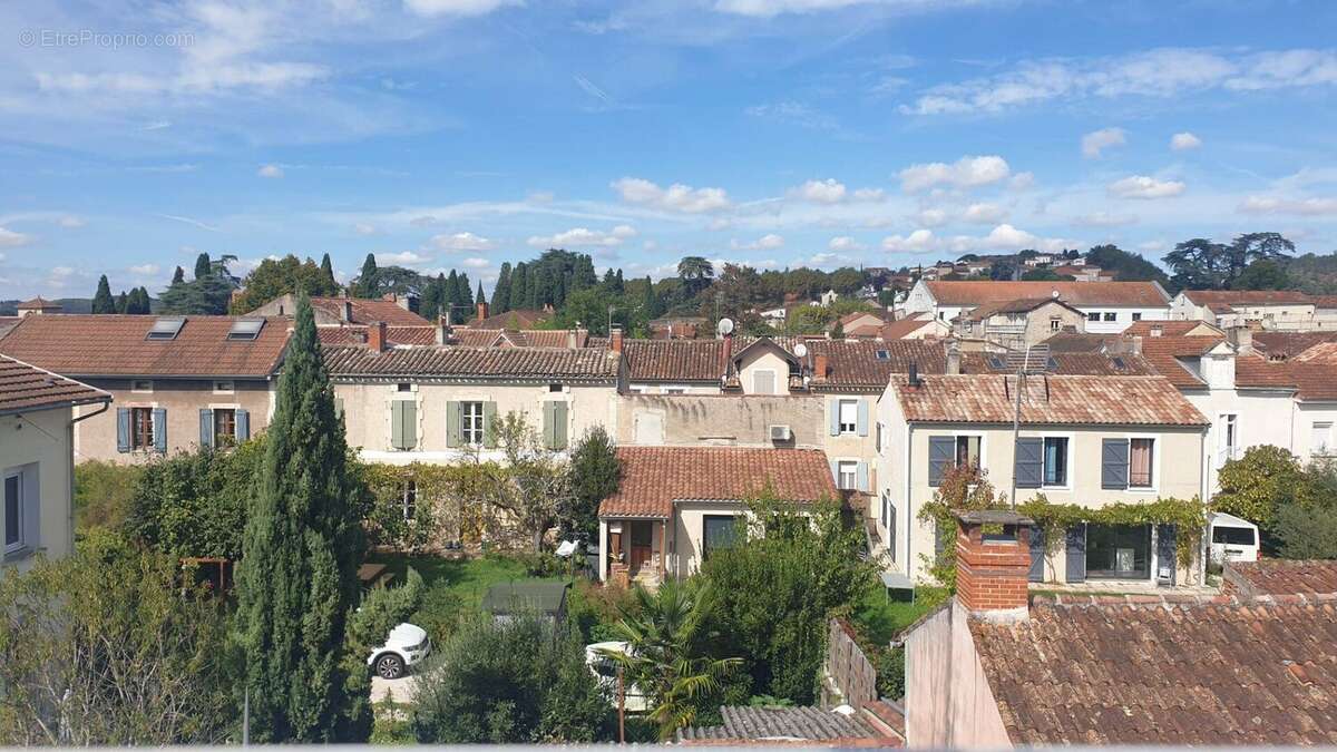 Appartement T3 avec terrasse et garage Centre-ville de Cahors - photo 10