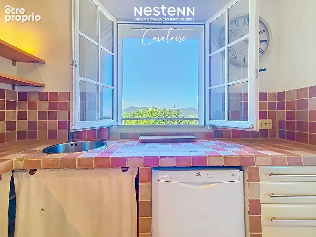 Cogolin - Gassin - Maison 107 m² avec double place de stationnement dans résidence avec piscines et tennis - photo 6