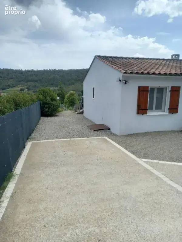 SALERNES (83), Villa état parfait, 3 chambres 96.1 m2 avec piscine - photo 4