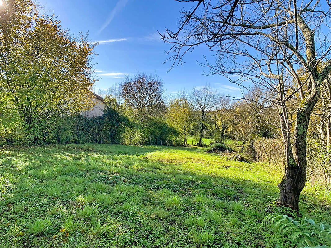 Terrain à FLEURVILLE