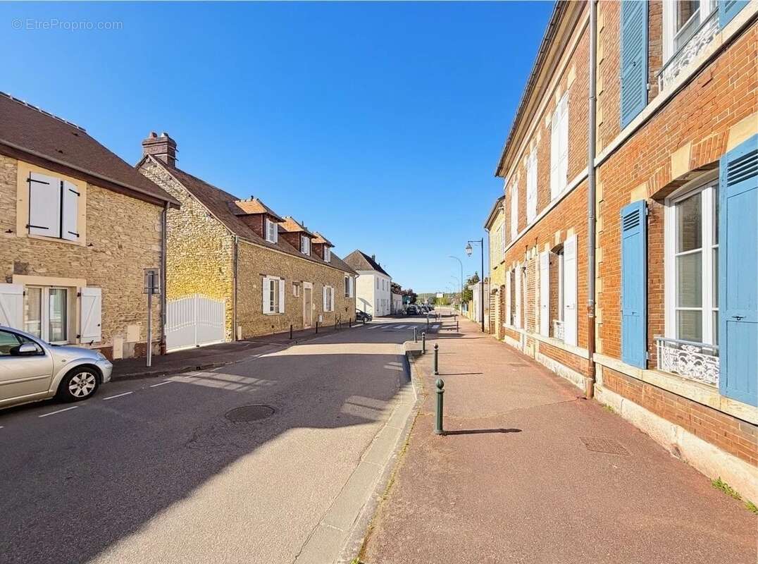 Maison à PACY-SUR-EURE