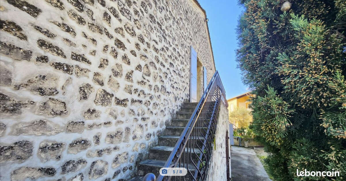 Commerce à PIERRELATTE