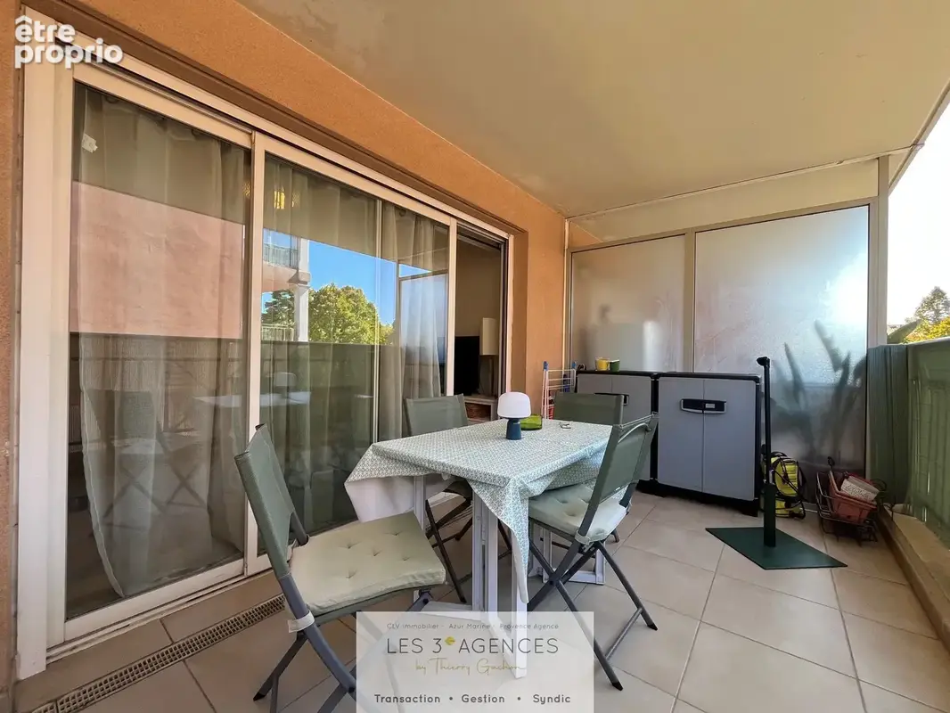 Grand T2 de 58 m2  terrasse et parking en sous-sol   Vendu loué - photo 3