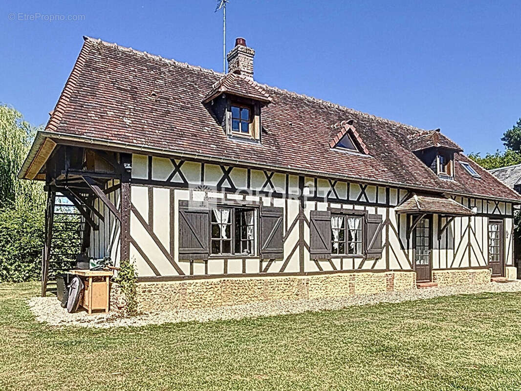 Maison à LES BAUX-DE-BRETEUIL