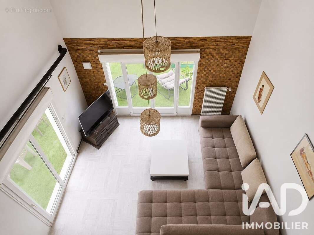 Maison 132 m² à Foucherans  - photo 2