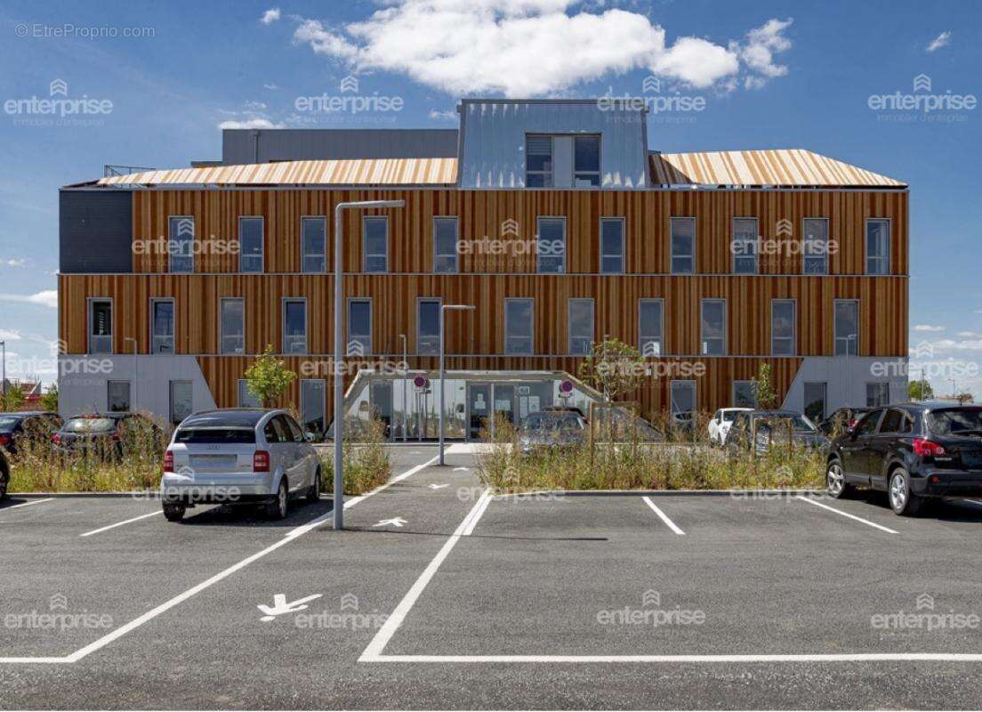 À vendre - bureaux neufs - 1629 m2 divisibles à partir de 100 m2 - amiens metropole - photo 2