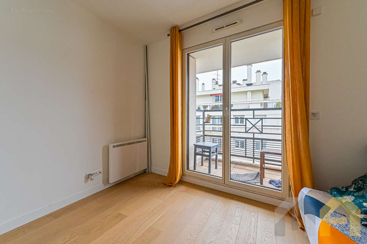 Appartement à LEVALLOIS-PERRET