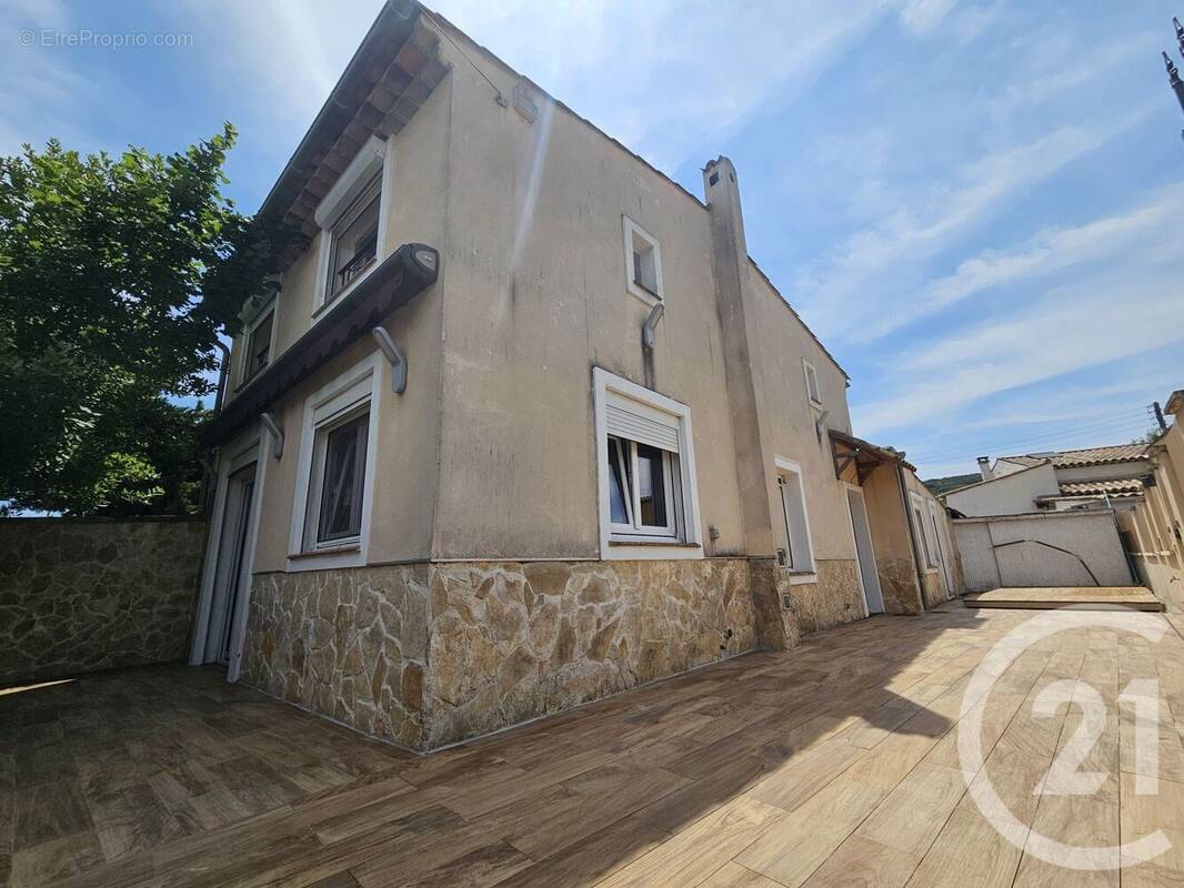 Maison 94 m² à Villeneuve-Loubet  - photo 5