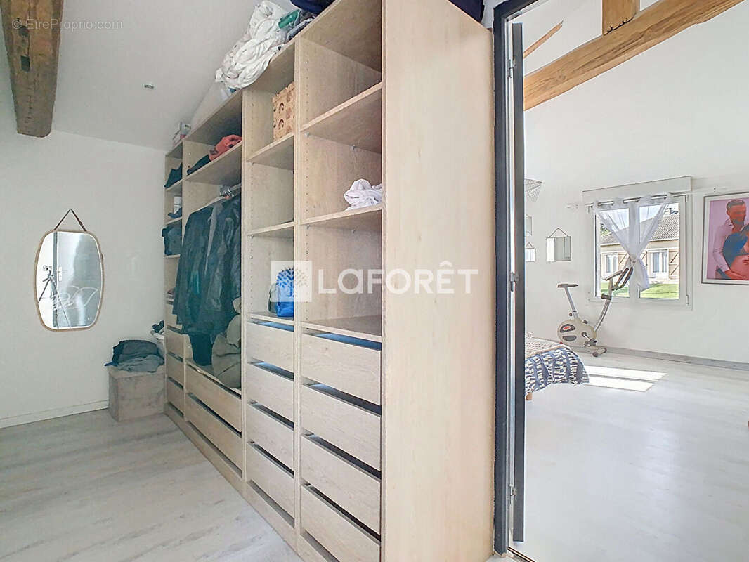 Maison à LA NEUVILLE-AUX-BOIS