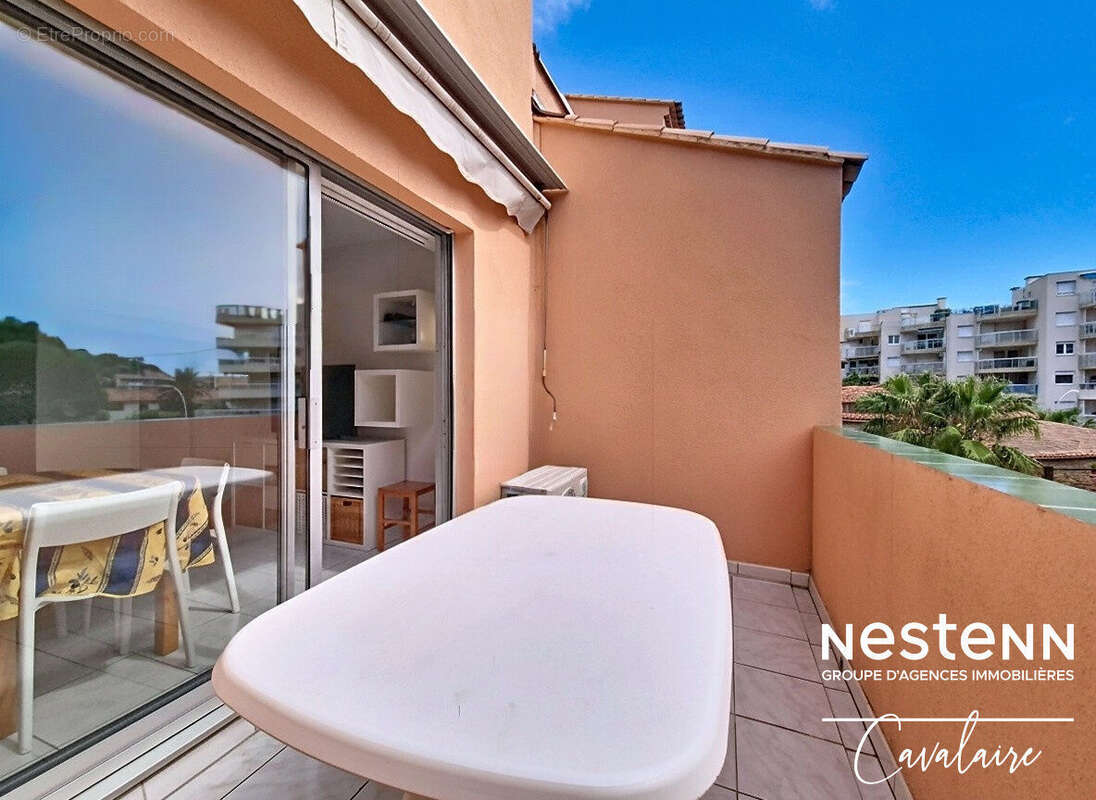 Appartement Cavalaire Sur Mer 2 pièce(s) dans résidence sécurisée en coeur de ville - photo 3