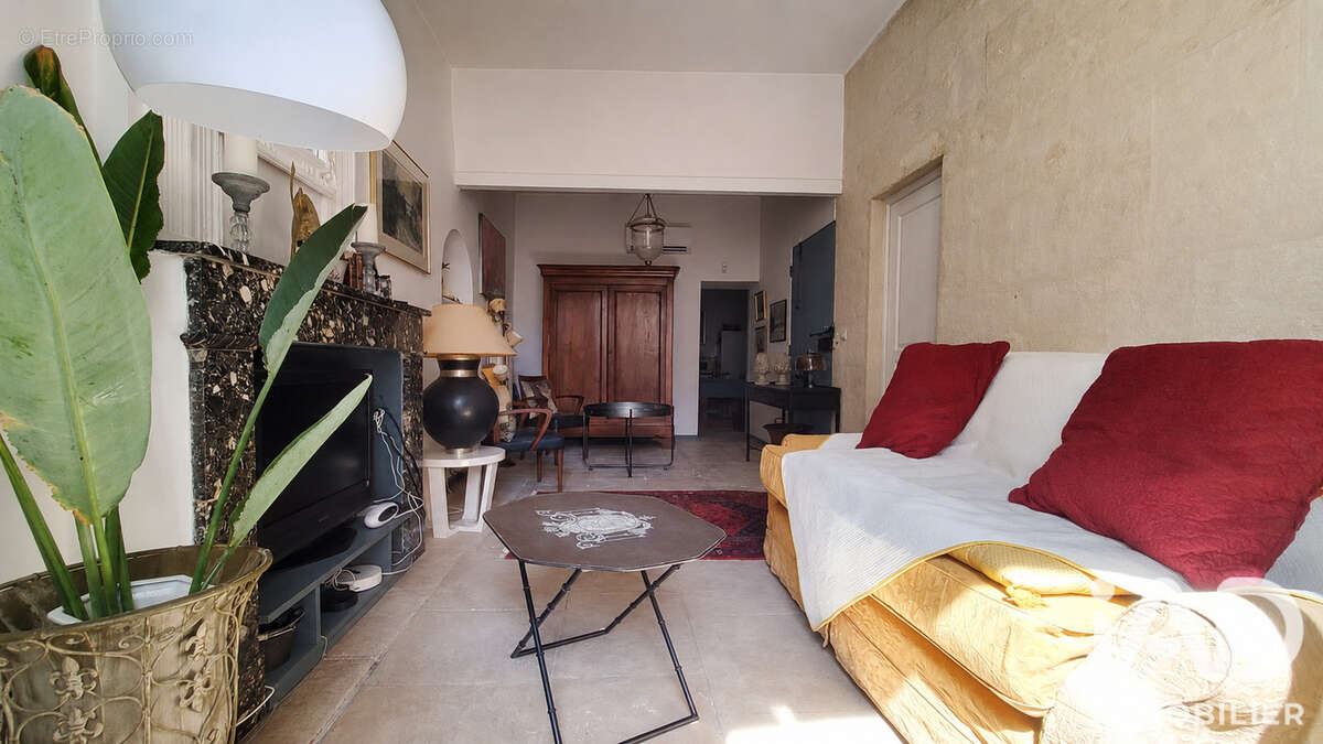 Maison 111 m² à Beaucaire  - photo 3