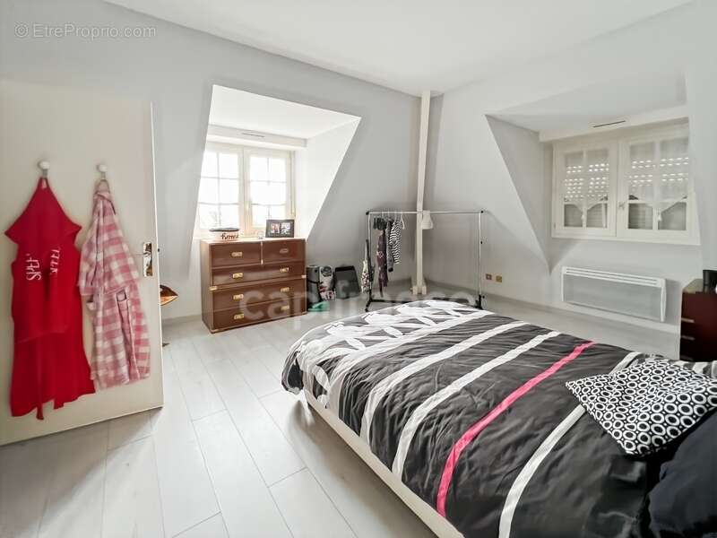 Maison à SAINT-LEONARD