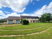 Maison à COURDEMANCHE