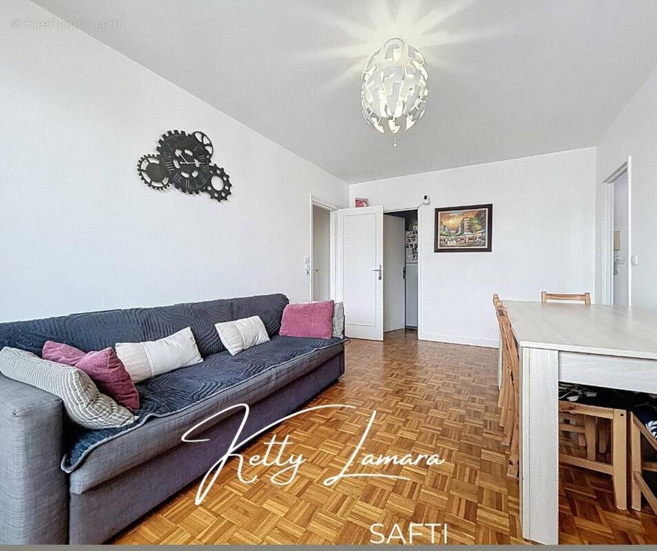 Photo 1 - Appartement à FONTENAY-LE-FLEURY