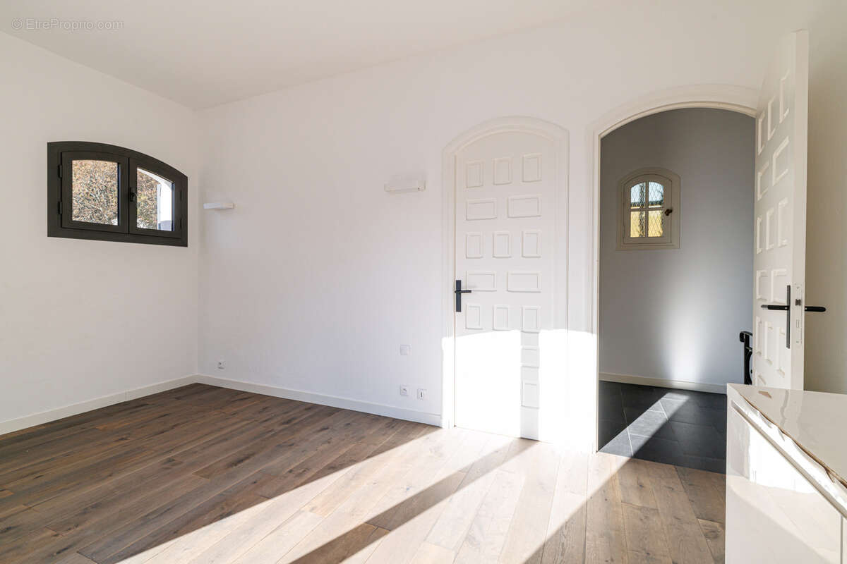 Maison à LA COLLE-SUR-LOUP