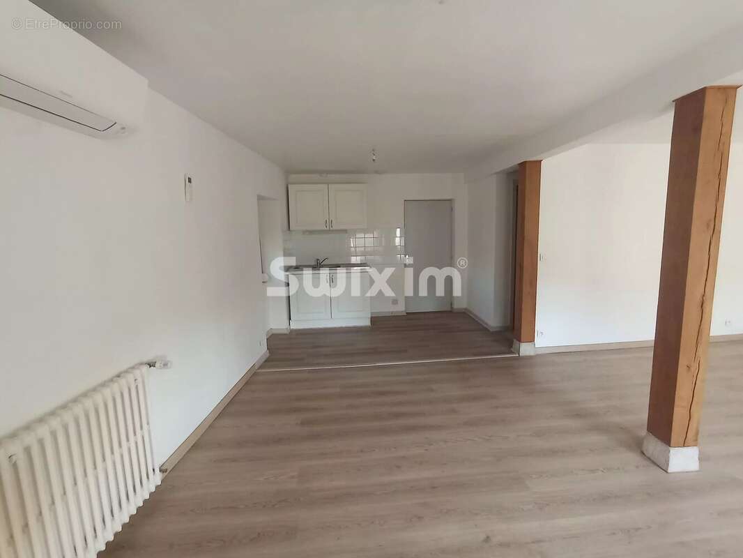 Appartement à AISY-SUR-ARMANCON