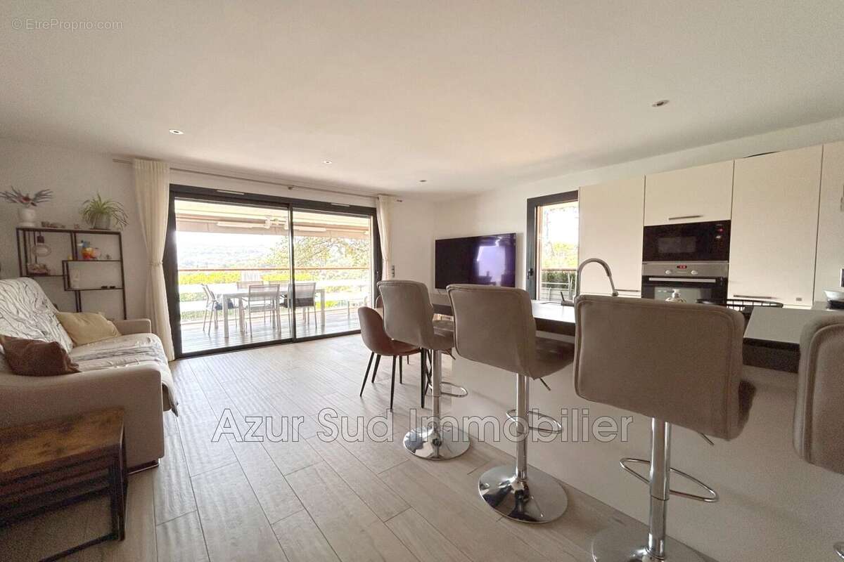 Appartement 68 m² à Antibes  - photo 7