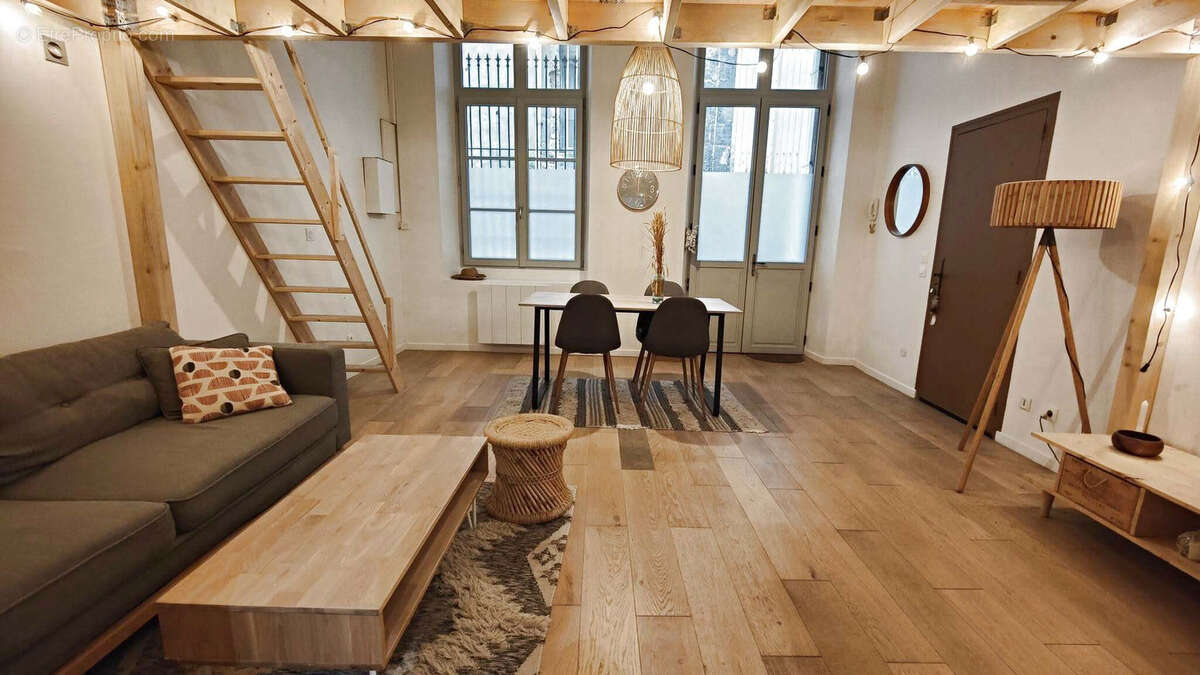 Appartement à BORDEAUX