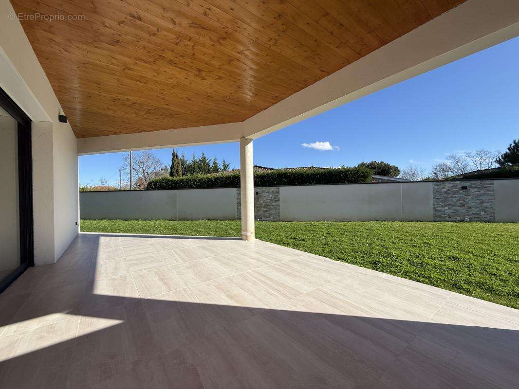 Maison à LA VILLE-DIEU-DU-TEMPLE