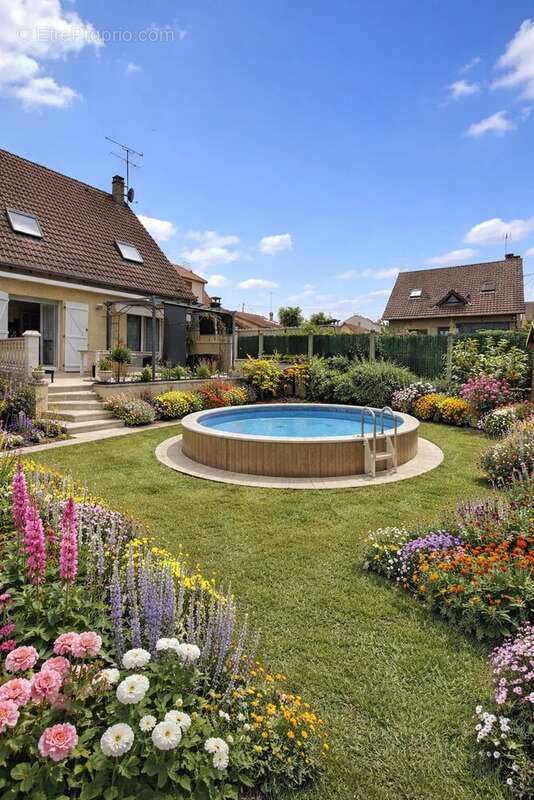 Maison à VIGNEUX-SUR-SEINE