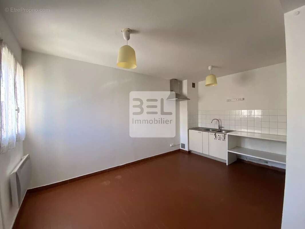 Appartement à SORGUES