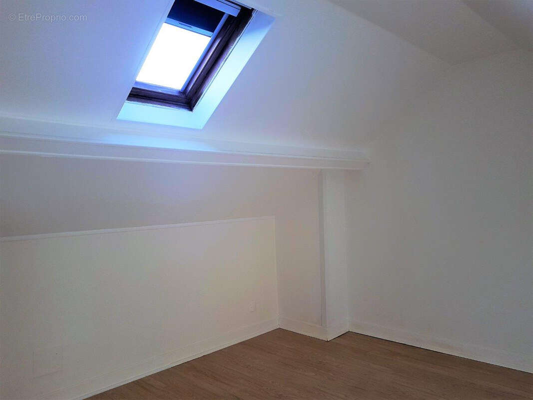 Maison à SAINT-JUST-SAUVAGE