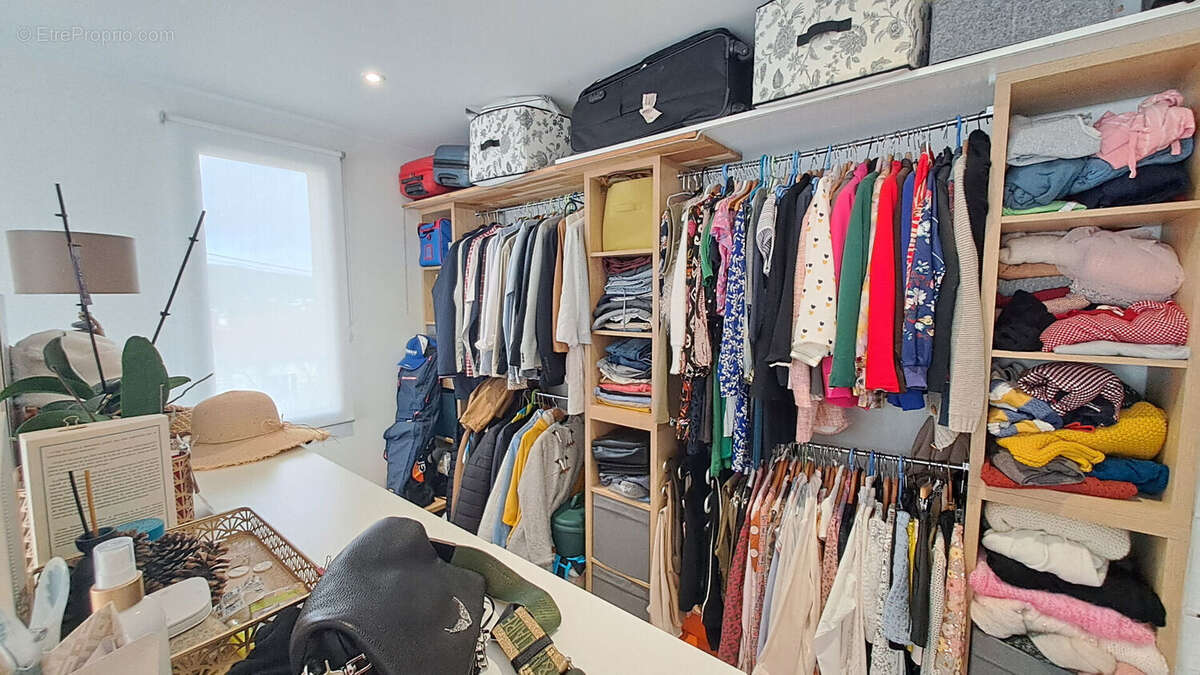 Maison à SAINT-REMY-LES-CHEVREUSE