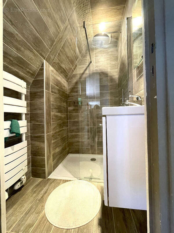 Belle demeure de caractère de 163 m² avec dépendances et terrain de 4651m² - photo 12