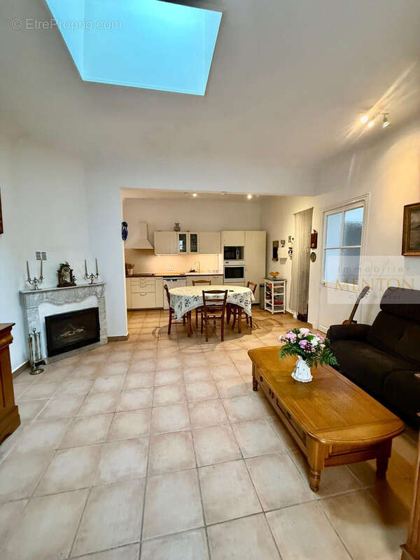 Appartement à MENTON