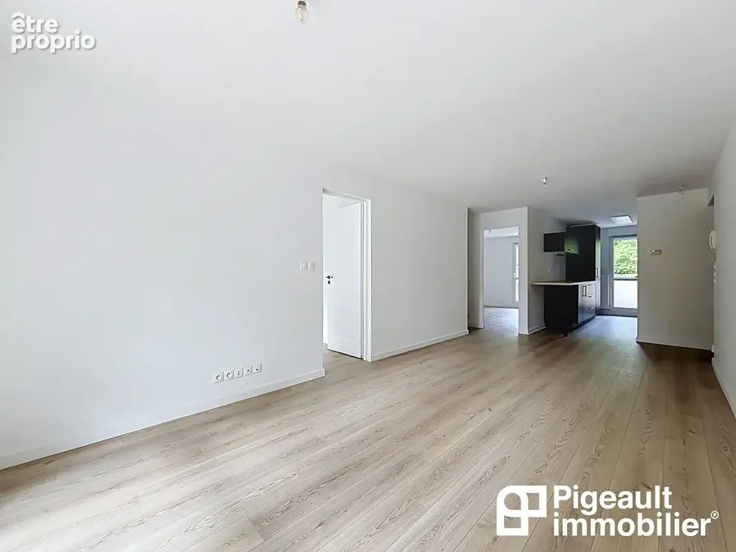 Appartement T3 à vendre - Rennes quartier Longs Champs - Garage - Balcons - Cave - Vue sur verdure - photo 8