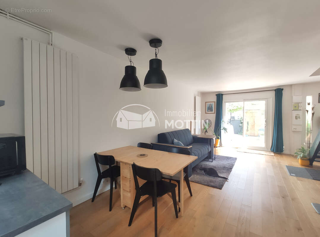 Maison à VITRY-SUR-SEINE