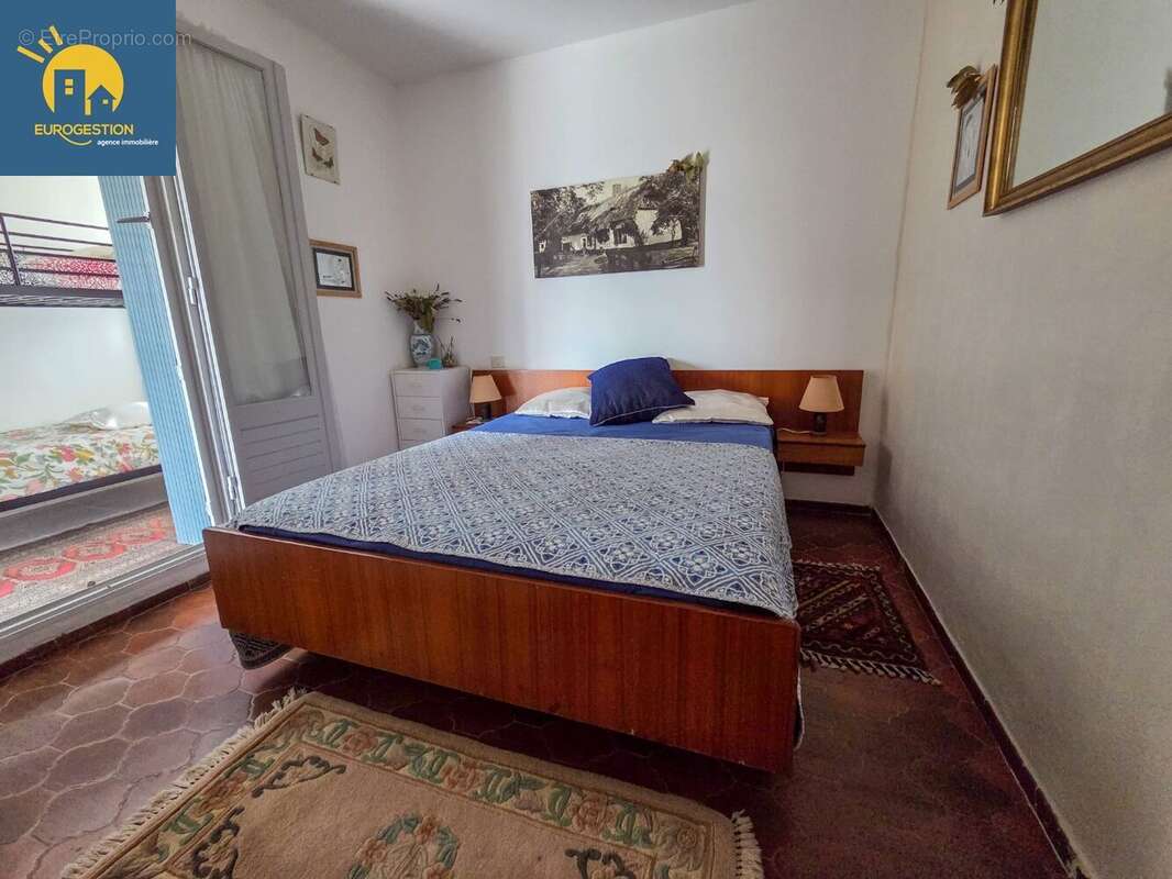 À vendre  t2 en 1ere ligne, au cur de la plage du môle - photo 4