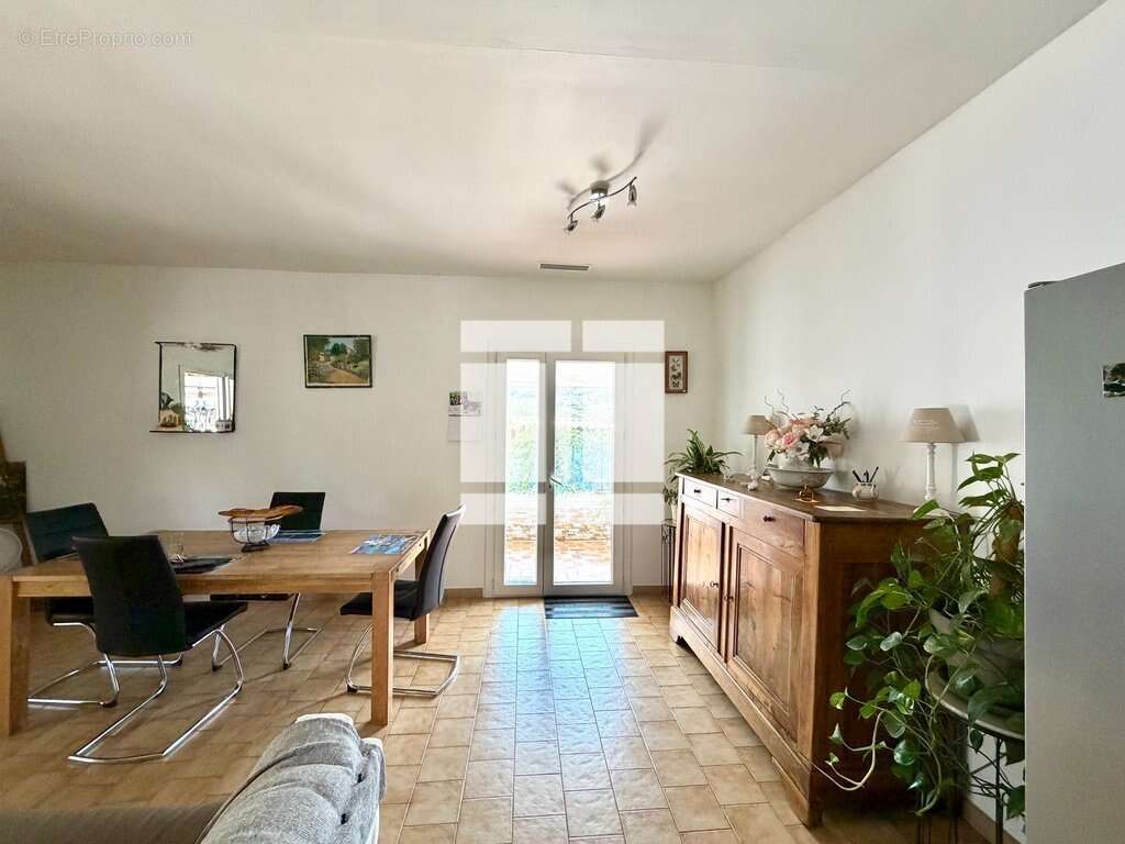 Maison de plain-pied avec vue exceptionnelle sur les domaines viticoles - photo 10