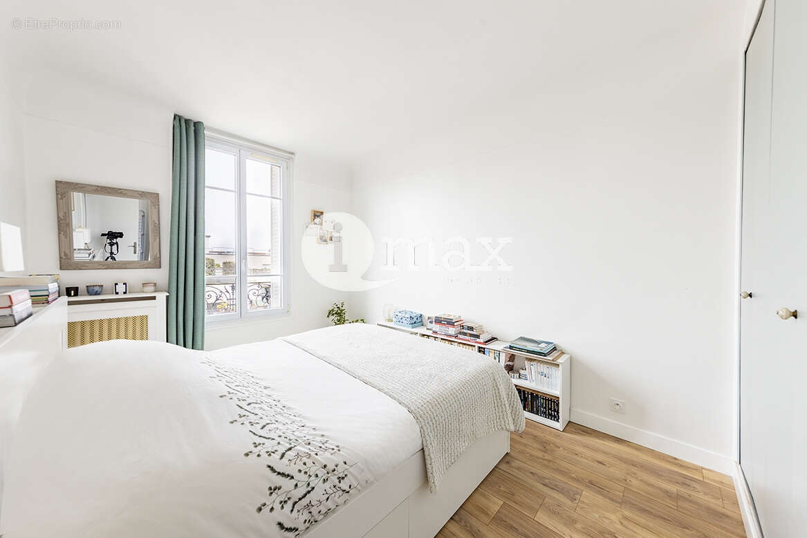 Appartement à LEVALLOIS-PERRET