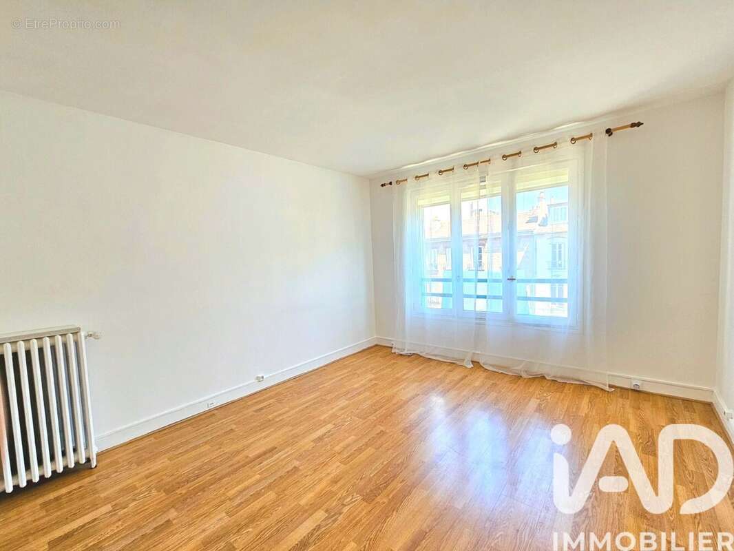 Photo 2 - Appartement à BOULOGNE-BILLANCOURT