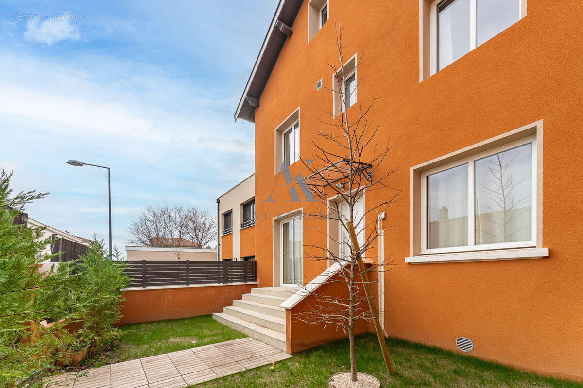 Maison à VILLEURBANNE