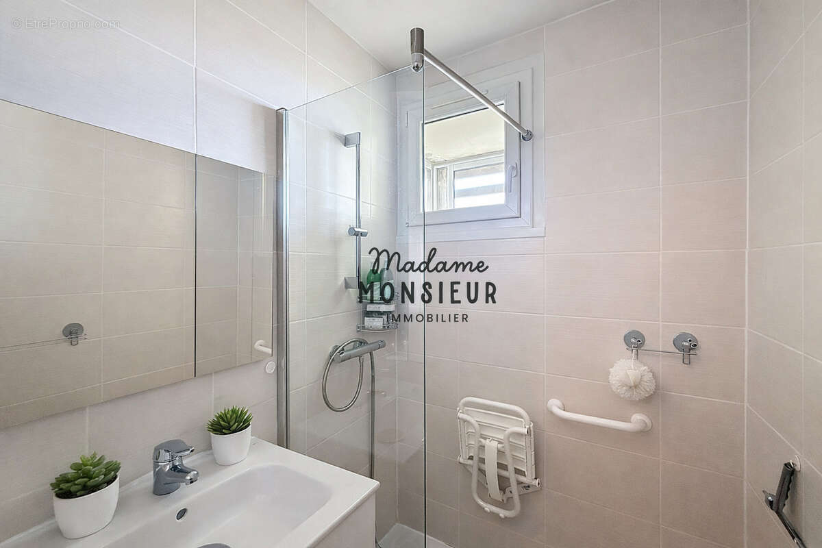 Appartement à BOURGOIN-JALLIEU