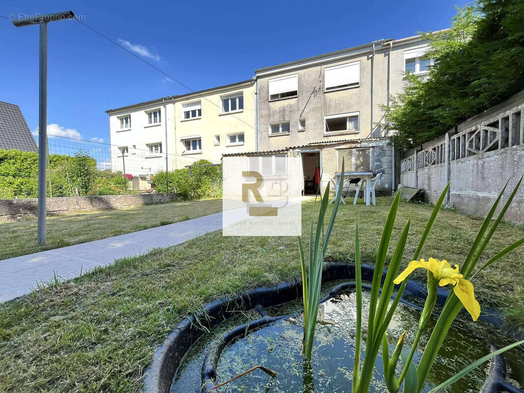 Maison à ANGRES